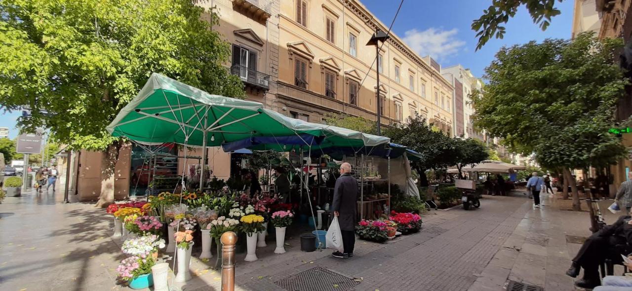 La Casetta Nel Borgo Παλέρμο Εξωτερικό φωτογραφία